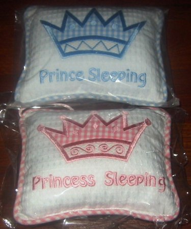 Prince/princess Sleeping Door pillow