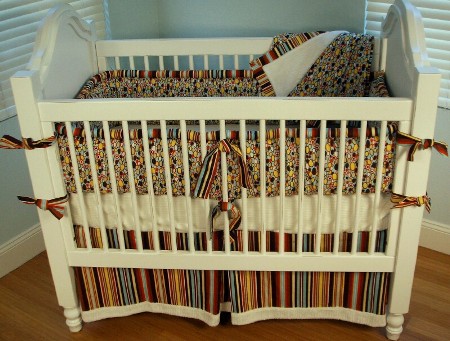 Retro Dots 4pc Crib Bedding