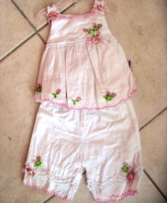 Biscotti Top/Capri Set